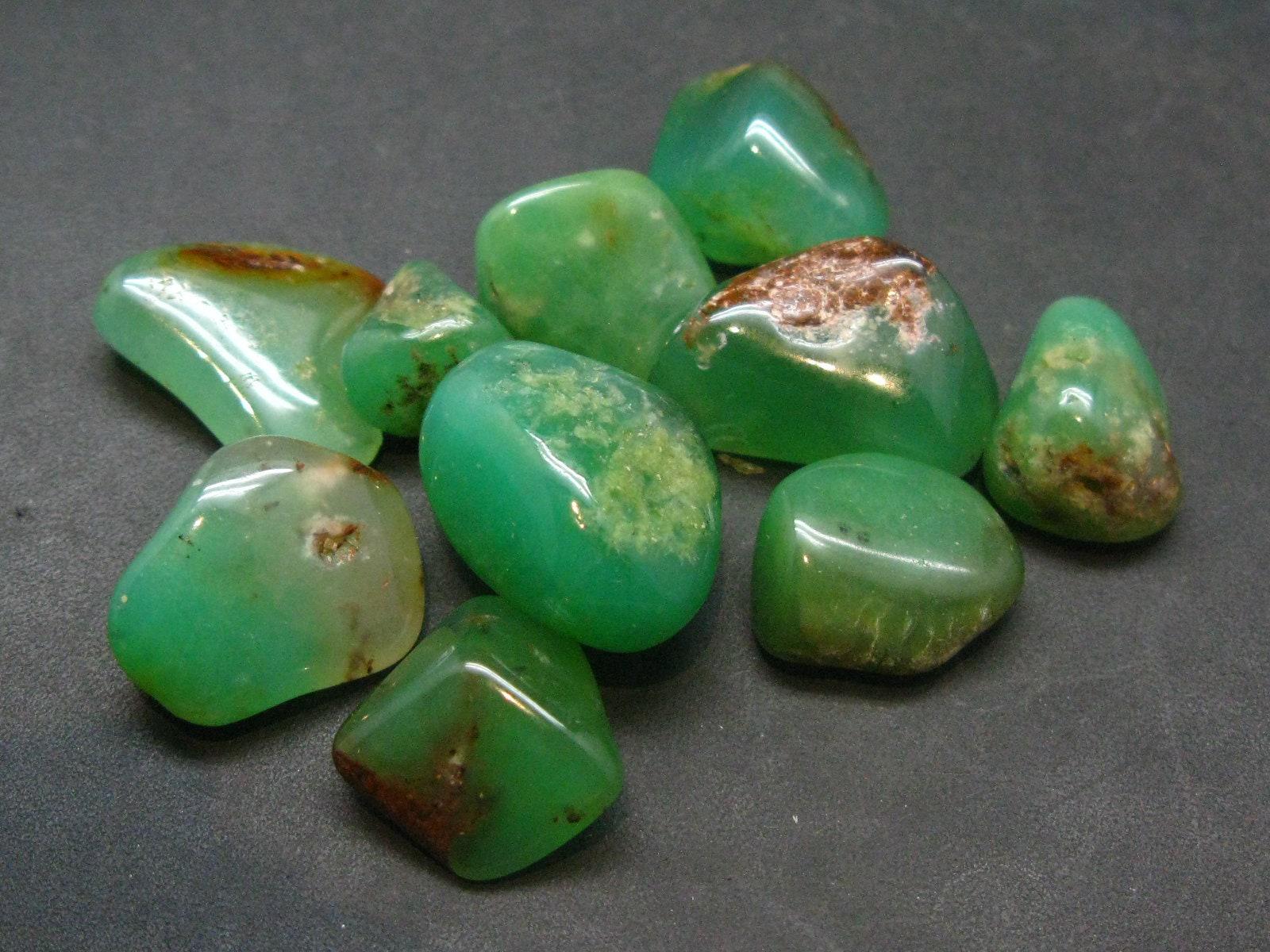 Lot Of 10 Natural Tumbled Apple-green Chrysoprase (variety Of Chalcedony) From Australia