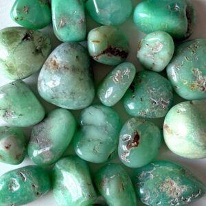 Chrysoprase Tumbled Stone: Reiki Healing Crystal for Compassion & Renewal