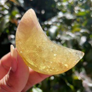 Citrine Crystal Moon: Yellow Tumbled Gemstone Carving (52g)