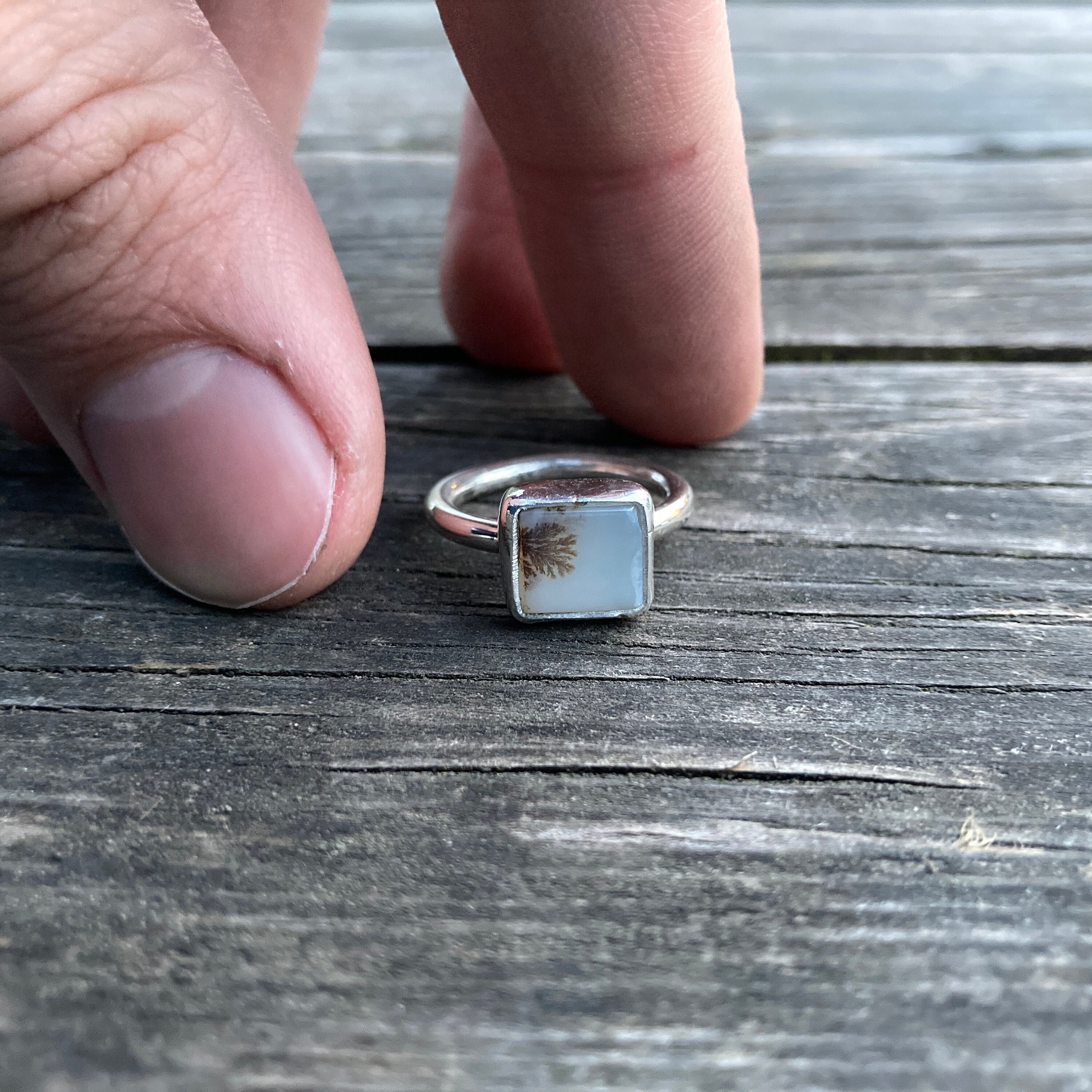 White Dendritic Agate Silver Ring, Landscape Agate Ring Size 7 8 9 10, Simple Cute Design, Scenic Tree Agate Ring, Special Collection Piece White Dendritic Agate Silver Ring, Landscape Agate Ring Size 7 8 9 10, Simple Cute Design, Scenic Tree Agate Ring, Special Collection Piece