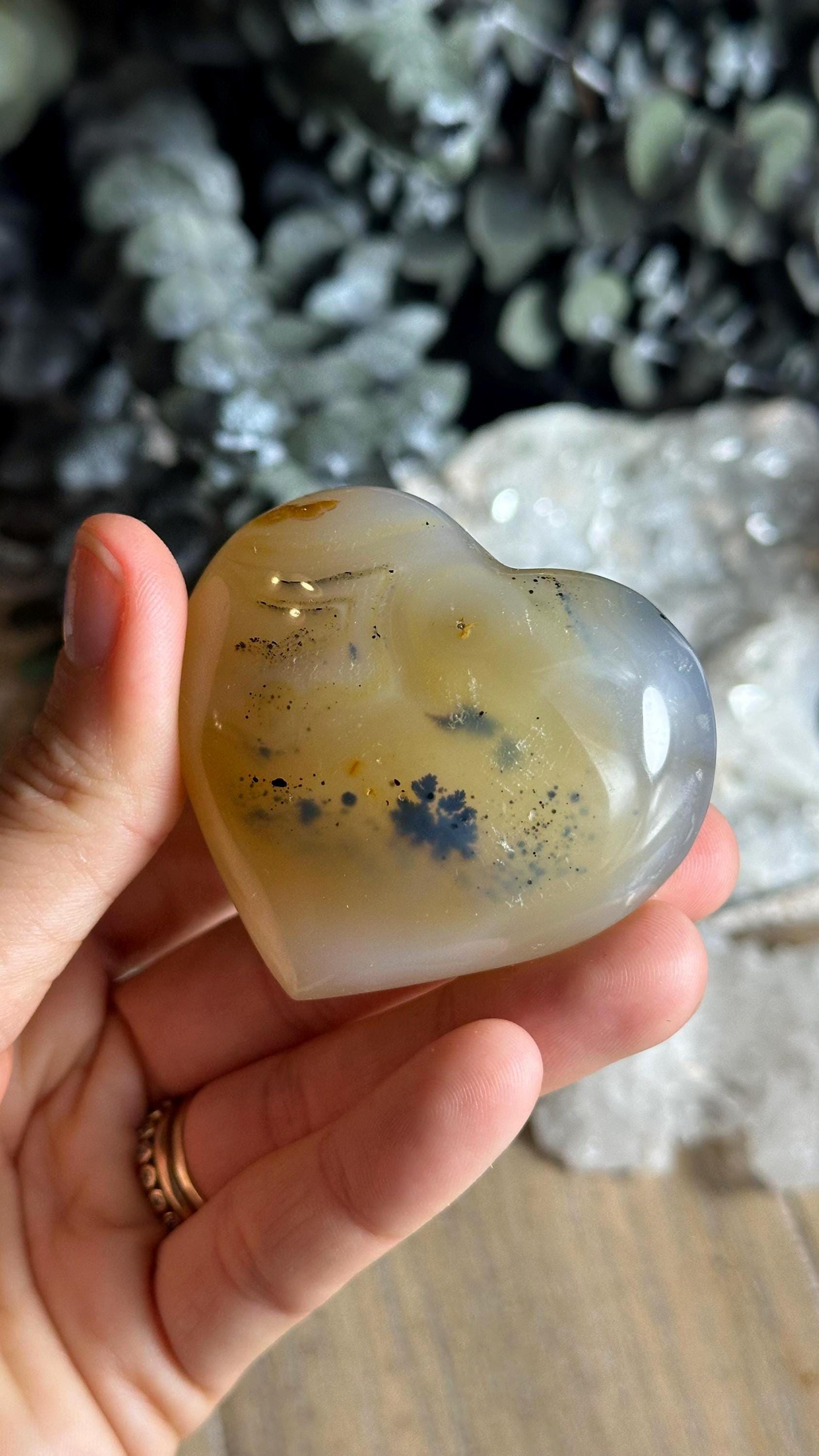 Dendritic Agate Heart