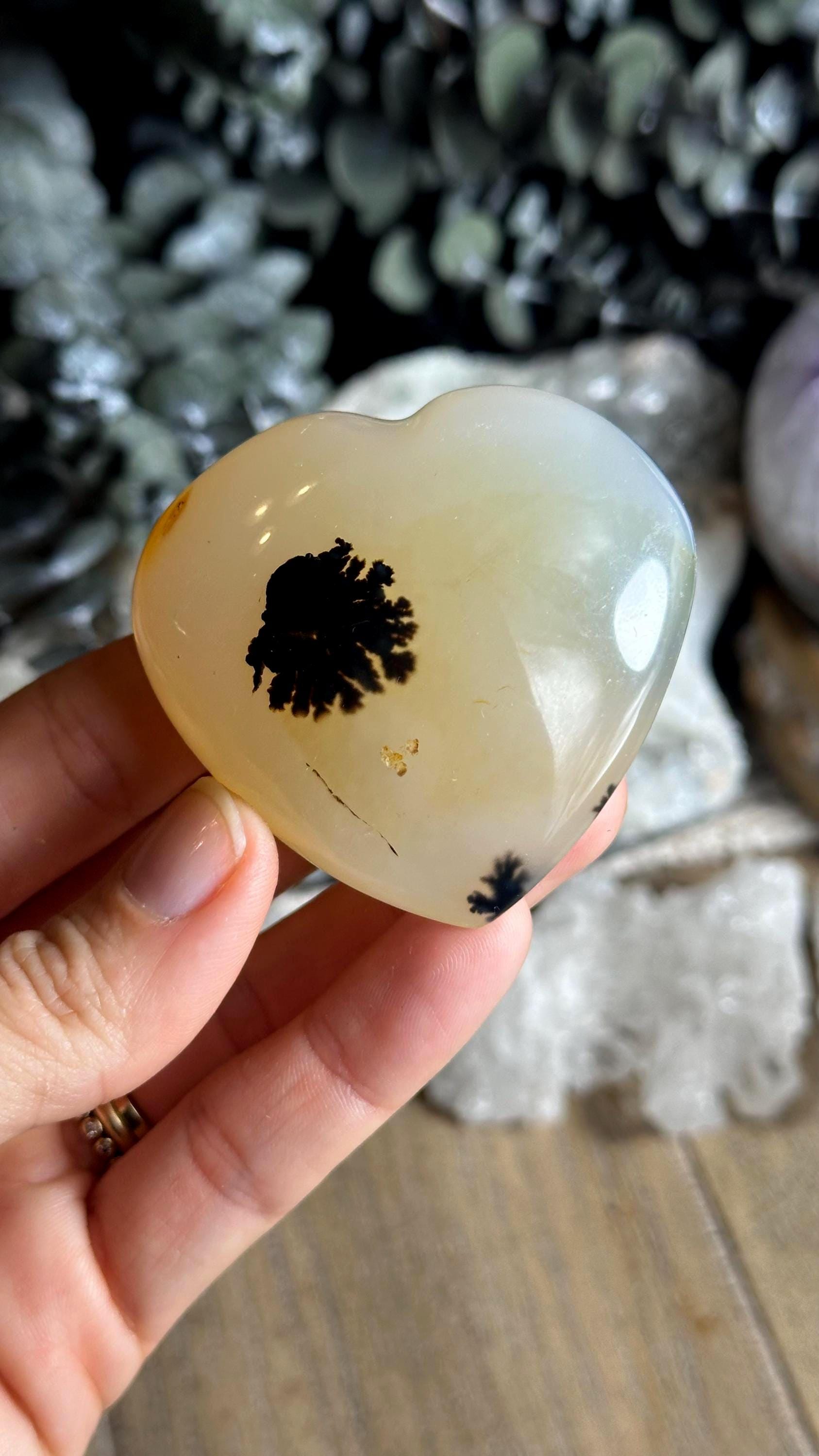 Dendritic Agate Heart