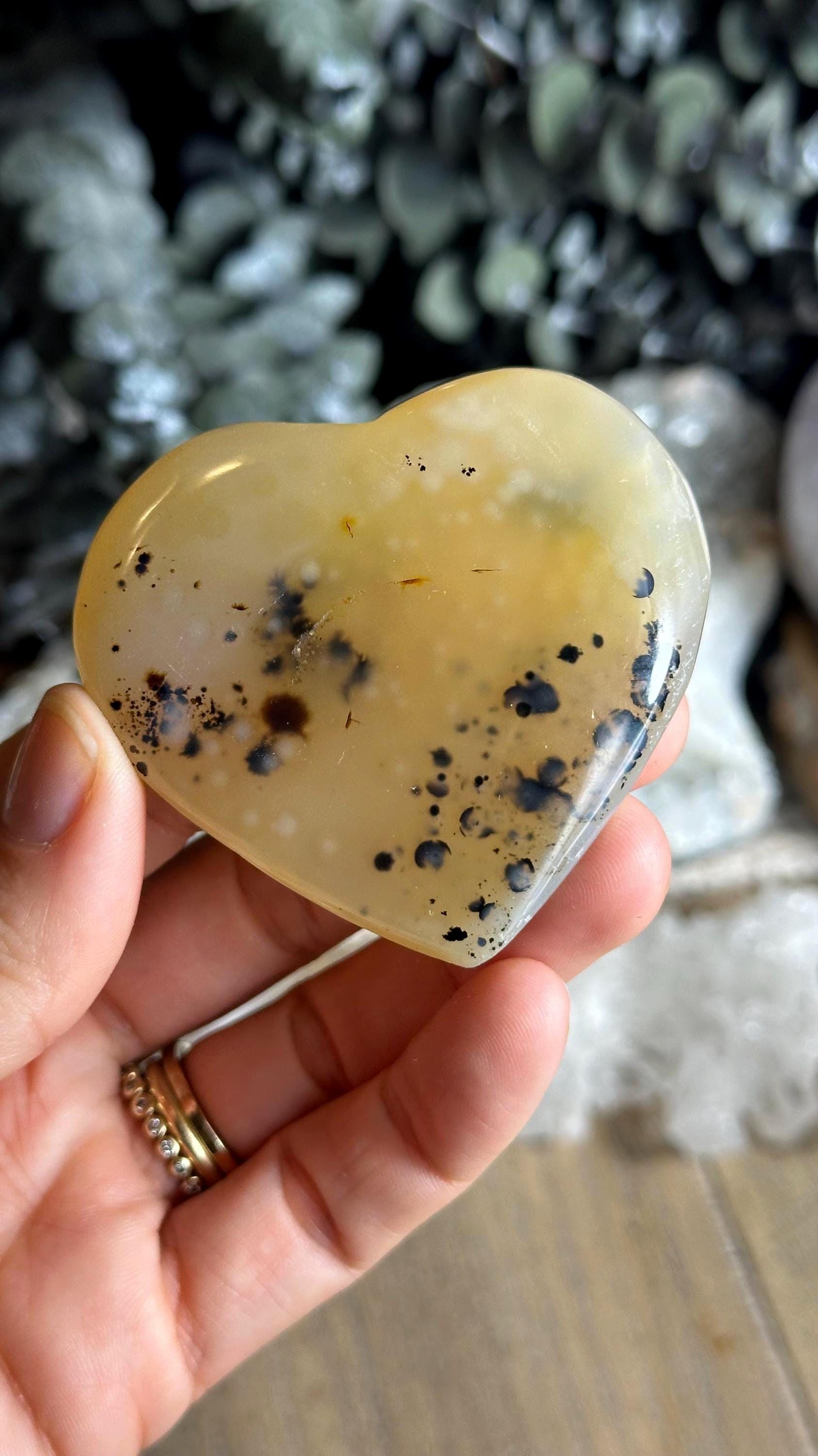 Dendritic Agate Heart