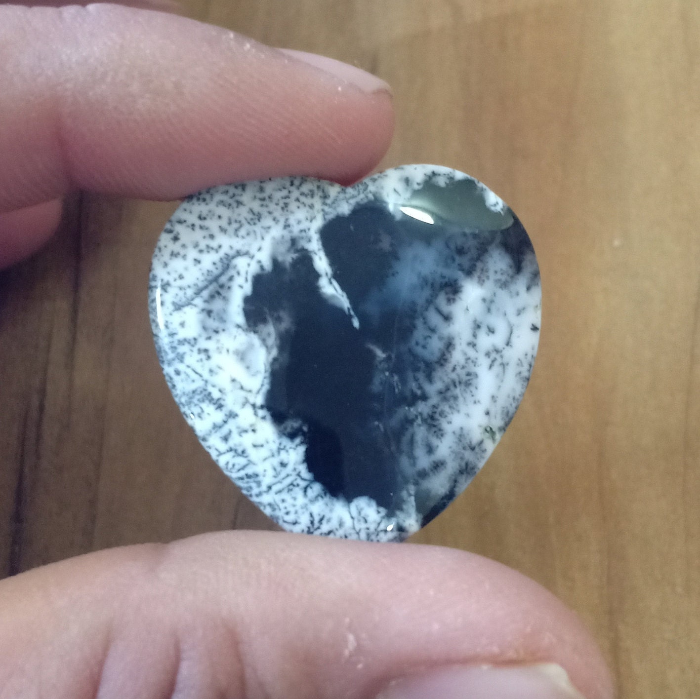 Natural Dendrite Agate 30 Mm Heart Shape Genuine Gemstone Beautiful Colour Gemstone Jewellery Stone Natural Dendrite Agate 30 Mm Heart Shape Genuine Gemstone Beautiful Colour Gemstone Jewellery Stone