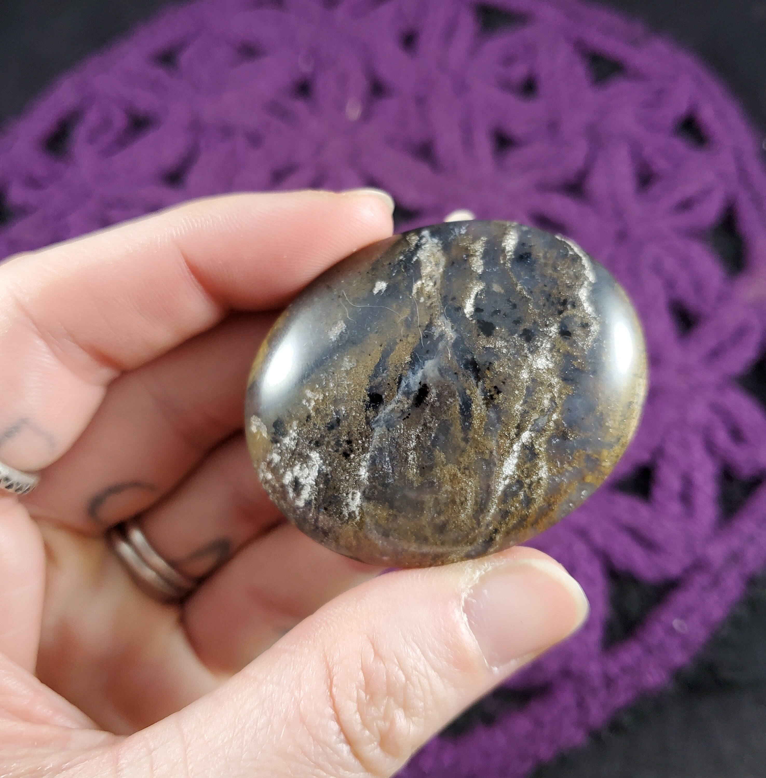 Small Dendritic Agate Gallet Palmstone Dark Crystal Polished Stones Palm Stone Crystals Natural Indonesia Dendrite