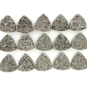Black Diamond Rounded Triangle Shaped Druzy Cabochon 12mm (rk35b20-18) Black Diamond Rounded Triangle Shaped Druzy Cabochon 12mm (rk35b20-18)