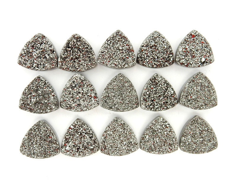 Black Diamond Rounded Triangle Shaped Druzy Cabochon 12mm (rk35b20-18) Black Diamond Rounded Triangle Shaped Druzy Cabochon 12mm (rk35b20-18)