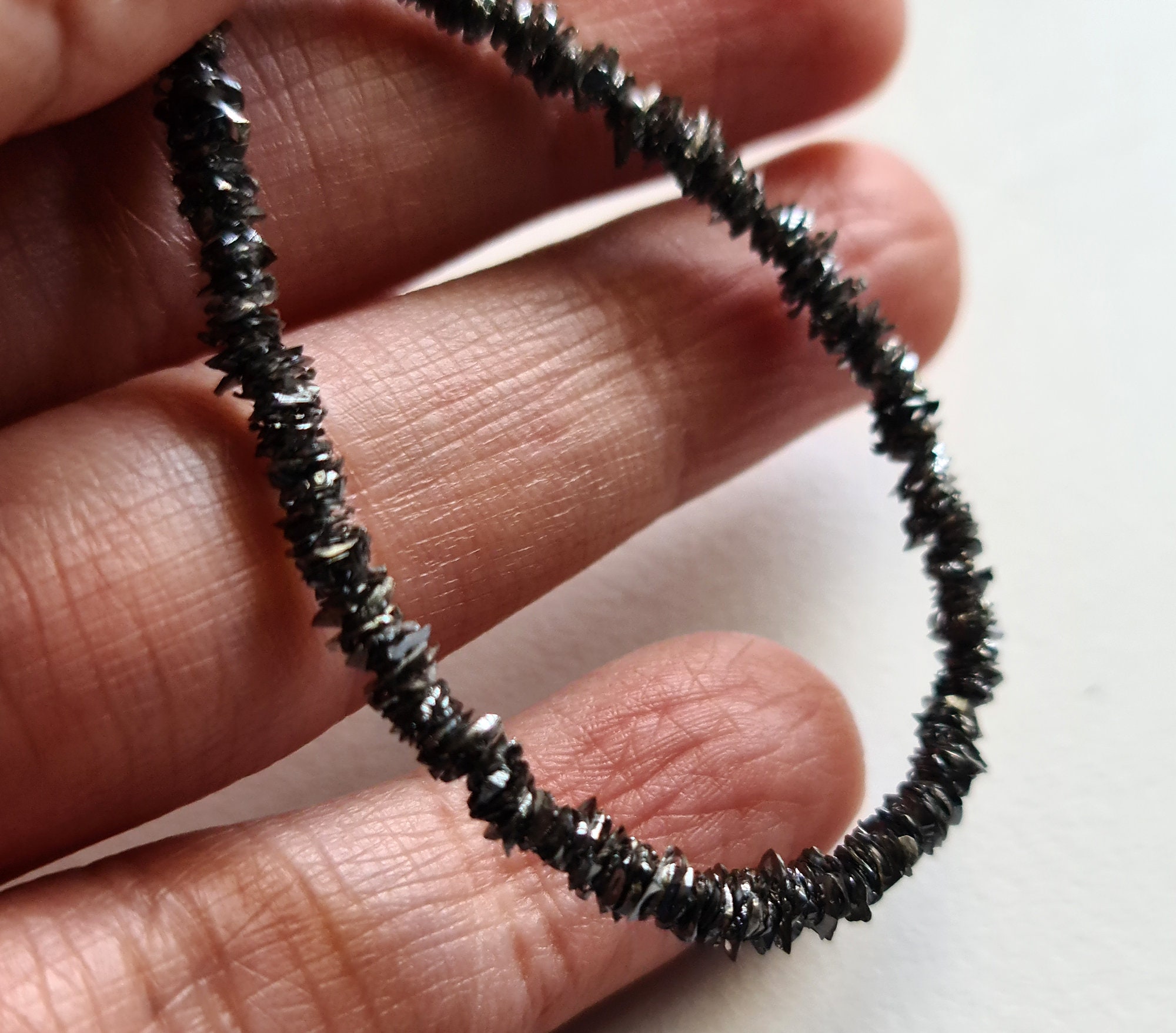 2.5-3mm Black Raw Diamond Rings, Beautiful Bangle Cut, Loose Rough Diamond, Rough Diamond Rings, Unique Bangle Cut (3.5in To 7in) - Apkj16