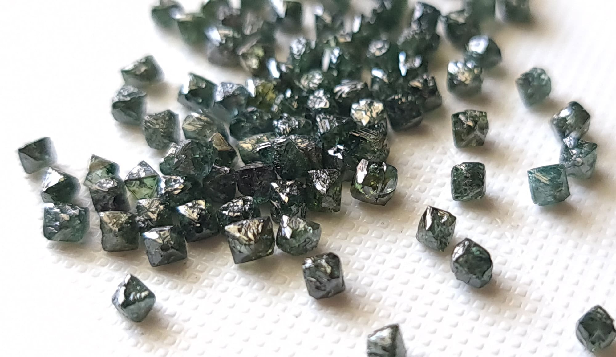 2-2.5mm Blue Green Diamond Crystals, Raw Diamond Crystal, Loose Diamond Crystal, Octahedron Crystals, Diamond Jewelry  (1 Ct To 2 Cts)