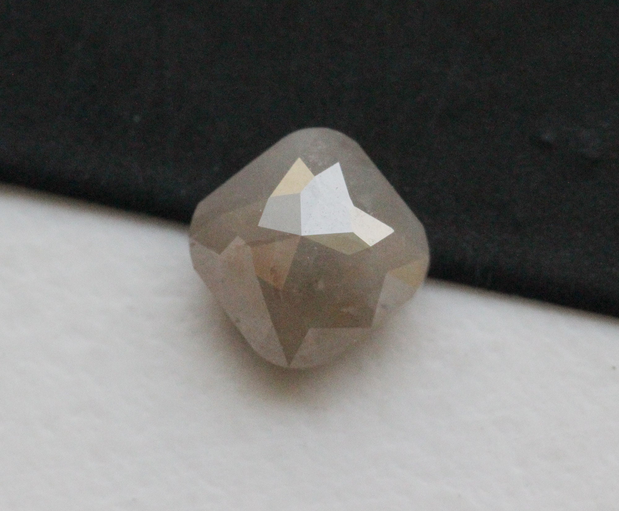 Gray Cushion Shaped Diamond, Rare 0.75 Cts Flat Back Faceted Gray Diamond Cabochon, 4.9mm Rose Cut Diamond For Wedding Rings/pendant-pdd215