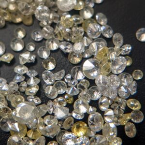 White & Yellow Diamonds, 1-1.5 Mm Melee Diamonds, Round Brilliant Cut Solitaire Faceted Diamond For Jewelry (10pcs To 40pcs)-ppd739