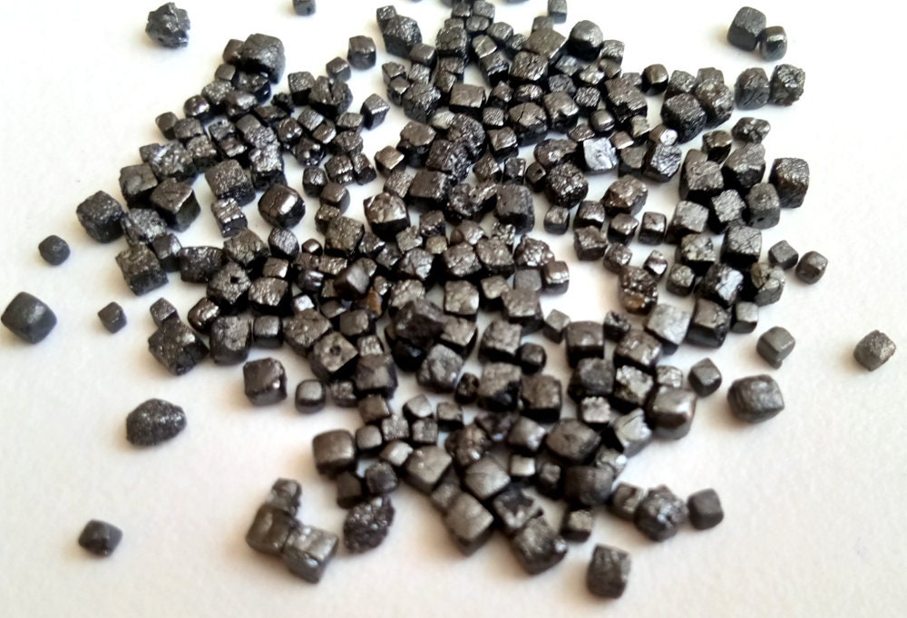 1-2mm Black Perfect Cube Rough Diamonds, Tiny Undrilled Natural Black Raw Diamond Box Bead, Loose Raw Uncut Diamond Cubes (1ct To 10ct) 1-2mm Black Perfect Cube Rough Diamonds, Tiny Undrilled Natural Black Raw Diamond Box Bead, Loose Raw Uncut Diamond Cubes (1ct To 10ct)