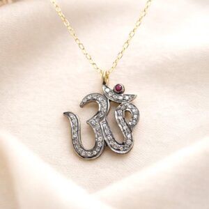 Dainty Diamond Om Necklace Gold Vermeil Aum Necklace, Yoga Necklace, Om Chain Pendant Necklace,gift For Her,spiritual Yoga Gift,yoga Jewelry