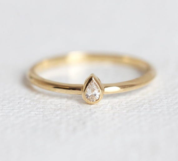 Pear Diamond Ring • 01ct Solitaire • Delicate Engagement Ring • 14k 18k Solid Gold • Minimalist Diamond Ring Pear Diamond Ring • 01ct Solitaire • Delicate Engagement Ring • 14k 18k Solid Gold • Minimalist Diamond Ring