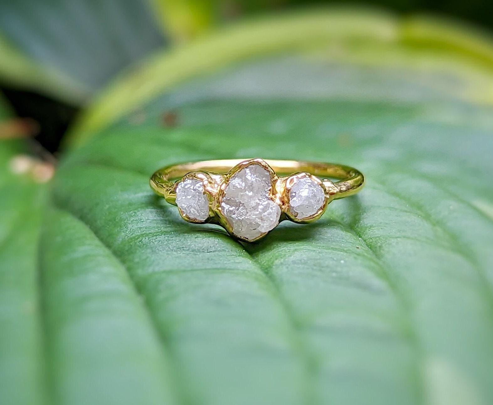 Raw Diamond Engagement Ring, Rough Diamond Ring, Multi Diamond Ring, Unique Engagement Ring, Solid 18k Gold Diamond Ring Diamond Bridal Ring