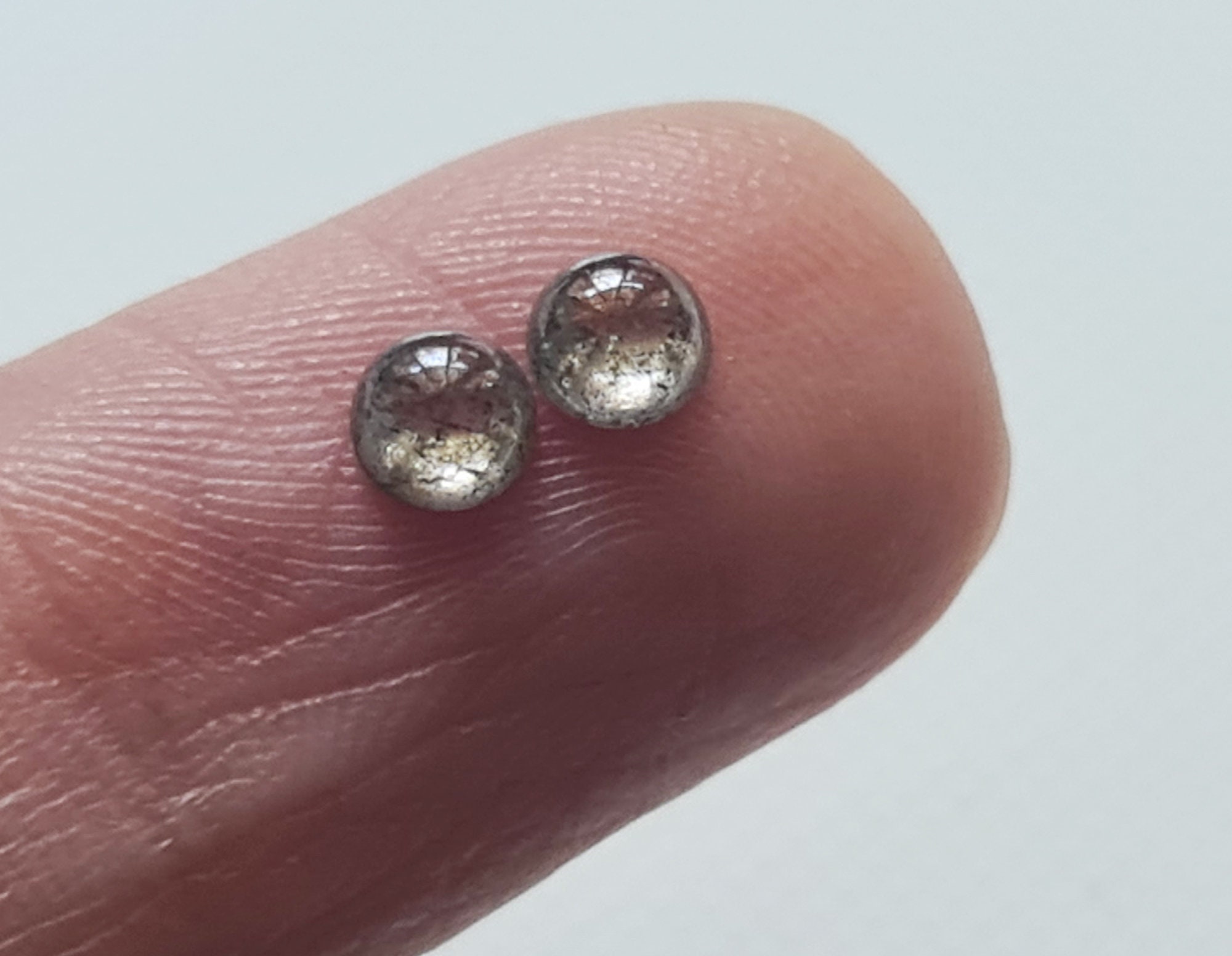 Salt And Pepper Round Polished Diamond Cabochon, Matched Pair Plain Flat Back Diamond For Studs / Earrings / Jewelry 2 Pcs 3.9mm - Pdd587
