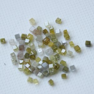2-2.5mm Yellow / Gray Diamond Cubes Natural Polished Diamond Box, 0.5mm Drilled Loose Diamond For Jewelry (5Pcs To 10Pcs Option) - PDD342 2-2.5mm Yellow / Gray Diamond Cubes Natural Polished Diamond Box, 0.5mm Drilled Loose Diamond For Jewelry (5Pcs To 10Pcs Option) - PDD342