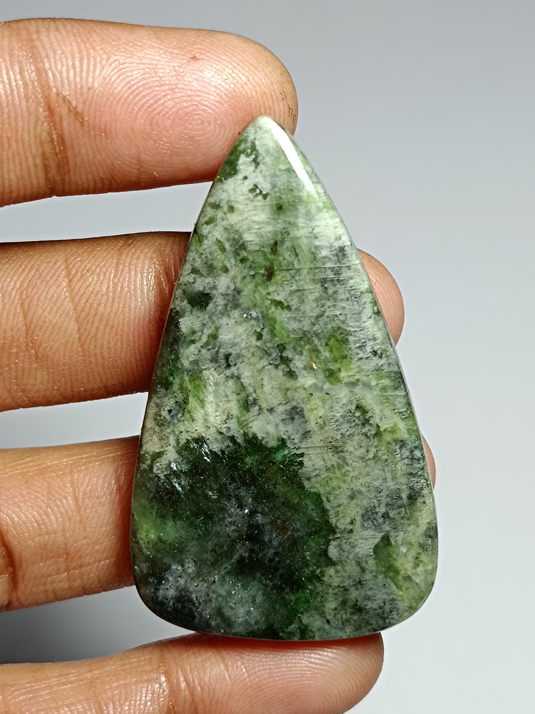 Diopside Cabochon: Natural Green Gemstone For Jewelry Making (85cts, 51x30mm)