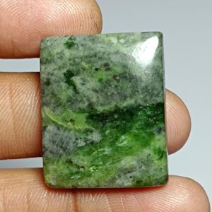 Diopside Cabochon: Natural Green Gemstone For Jewelry Making (45cts, 27x22mm)
