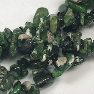 Diopside gemstone chips. Full 36" strand of small Diopside beads, approx. 4-6mm in diameter. Dark green and white Diopside. Diopside gemstone chips. Full 36" strand of small Diopside beads, approx. 4-6mm in diameter. Dark green and white Diopside.