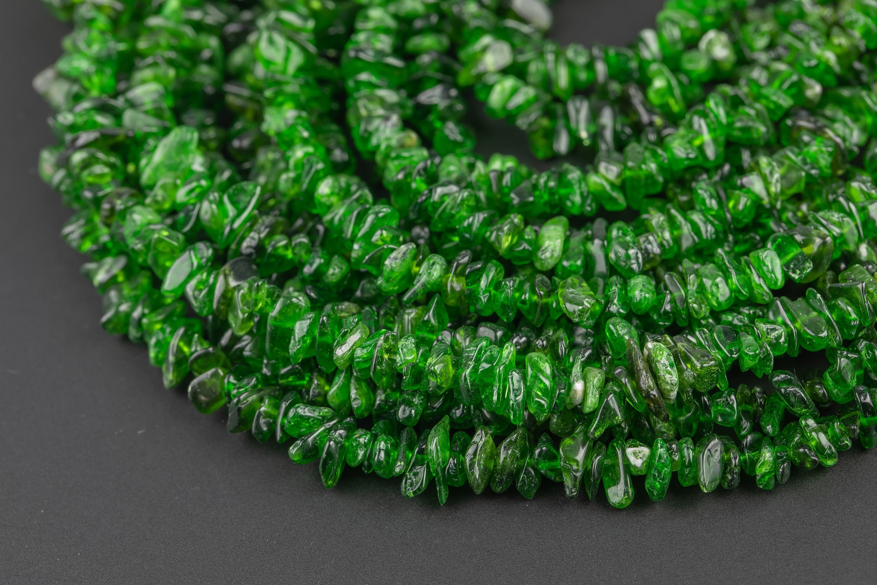 Natural Chrome Diopside Chips Beads - Around 4-5mm In Dimensions -16" Strands - Wholesale Pricing Gemstone Beads
