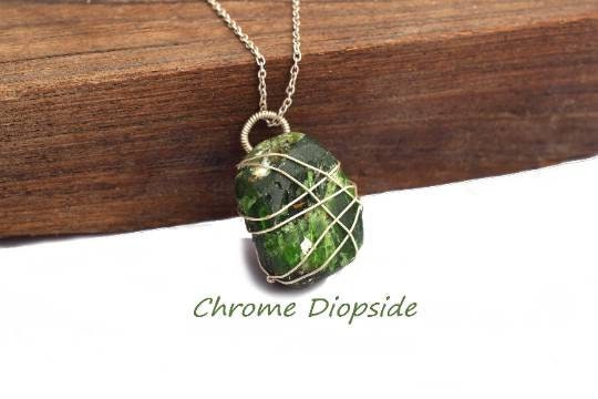Natural Designer Raw Chrome Diopside Pendant In 925 Sterling Silver, Gemstone Necklace, Raw Pendant, Silver Jewelry, Dainty Pendant, Gift