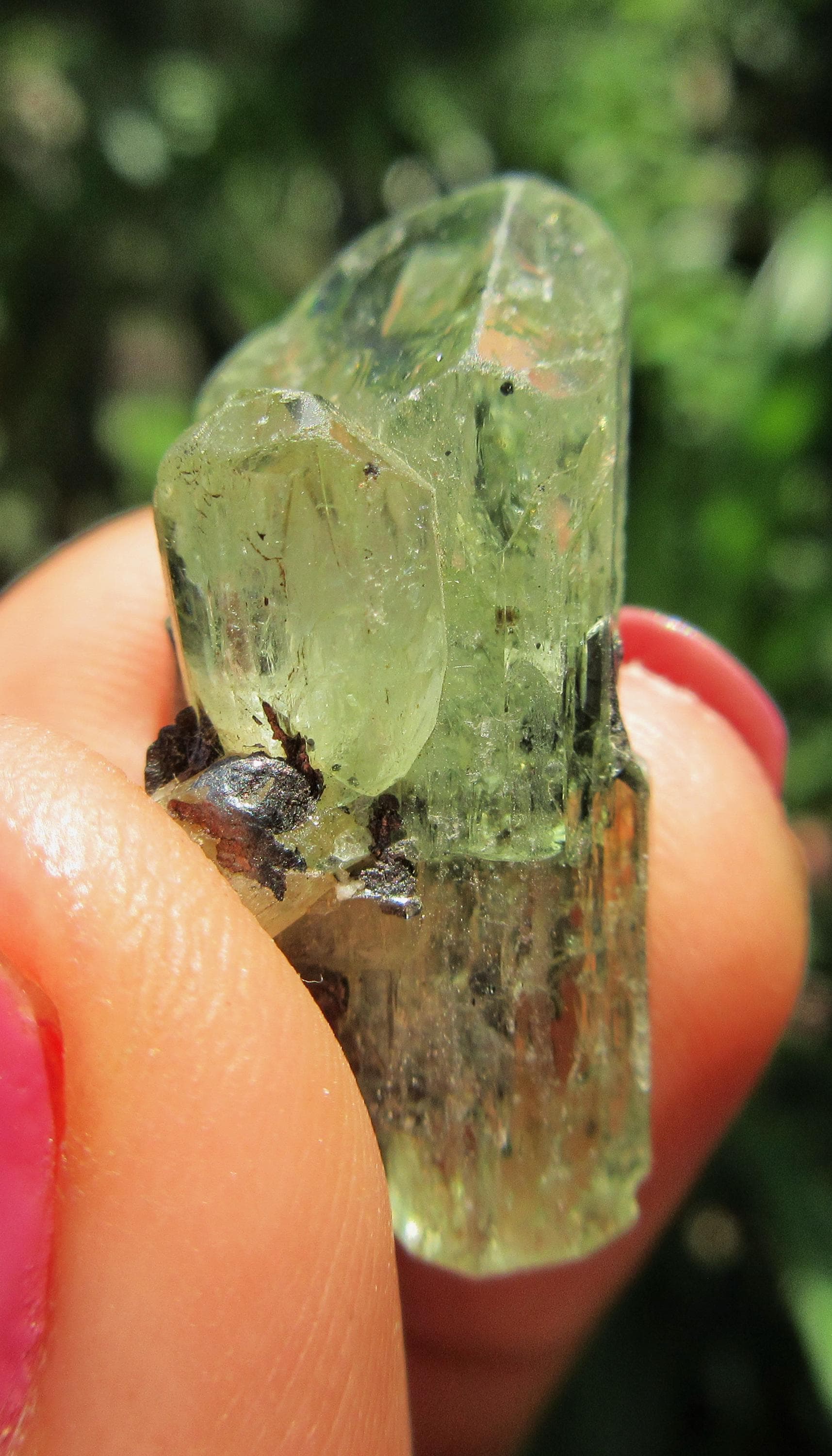 Double Terminated Merelani Diopside Crystal . 29.45 Crt.
