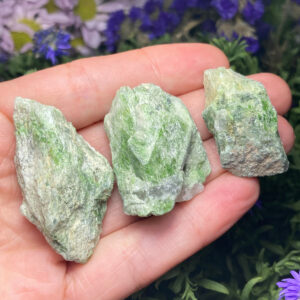 Chrome Diopside Crystal Specimen - Raw Gem Diopside - Green Diopside - Diopside Crystal - Diopside Stone - Raw Diopside Crystal