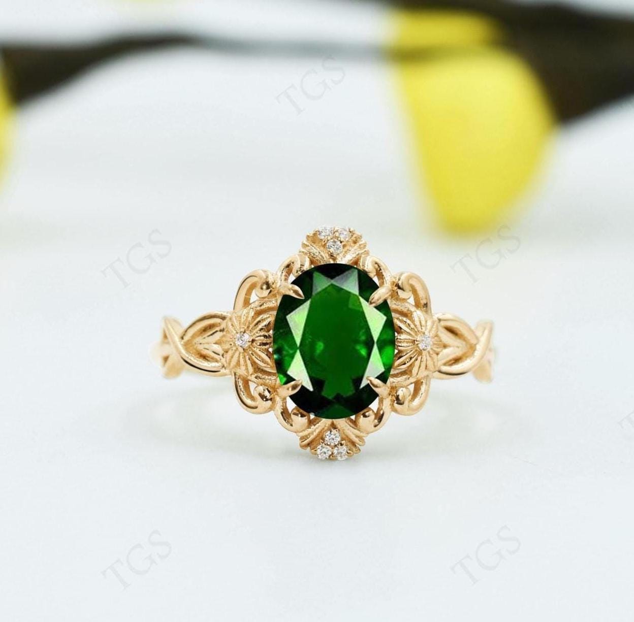 14k Gold Chrome Diopside Engagement Ring Art Deco Filigree Design Wedding Ring Antique Floral Ring Oval Shaped Chrome Diopside Gemstone Ring 14k Gold Chrome Diopside Engagement Ring Art Deco Filigree Design Wedding Ring Antique Floral Ring Oval Shaped Chrome Diopside Gemstone Ring