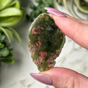 Pyrope, Diopside, And Enstatite Slab | 2g | - #3 (polished Green Red Crystal Chunk, Heart Chakra, Love) Pyrope, Diopside, And Enstatite Slab | 2g | - #3 (polished Green Red Crystal Chunk, Heart Chakra, Love)