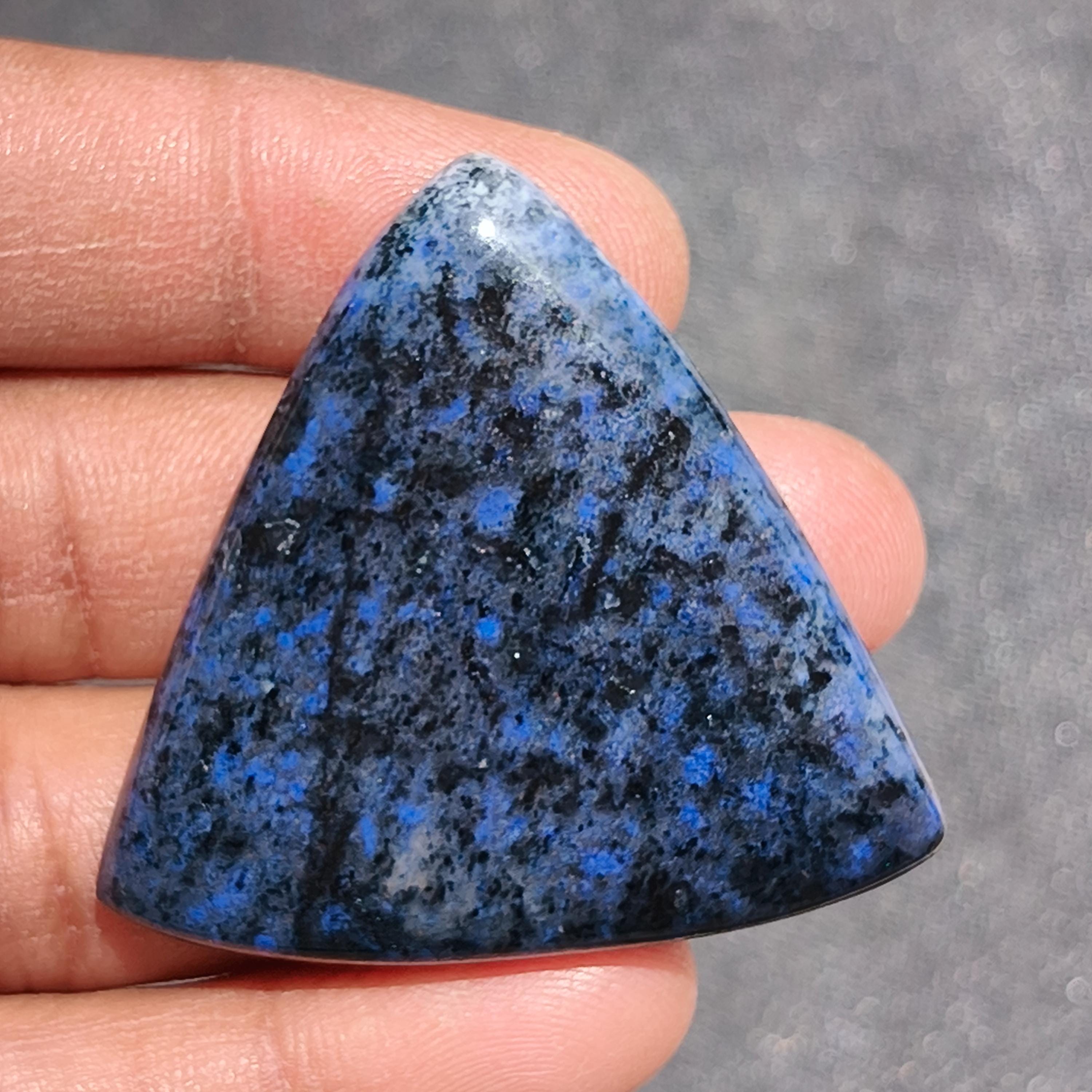 Dumortierite Quartz Cabochon, Gemstone 90cts. 46 X 43 Mm Dumortierite Quartz Cabochon, Gemstone 90cts. 46 X 43 Mm