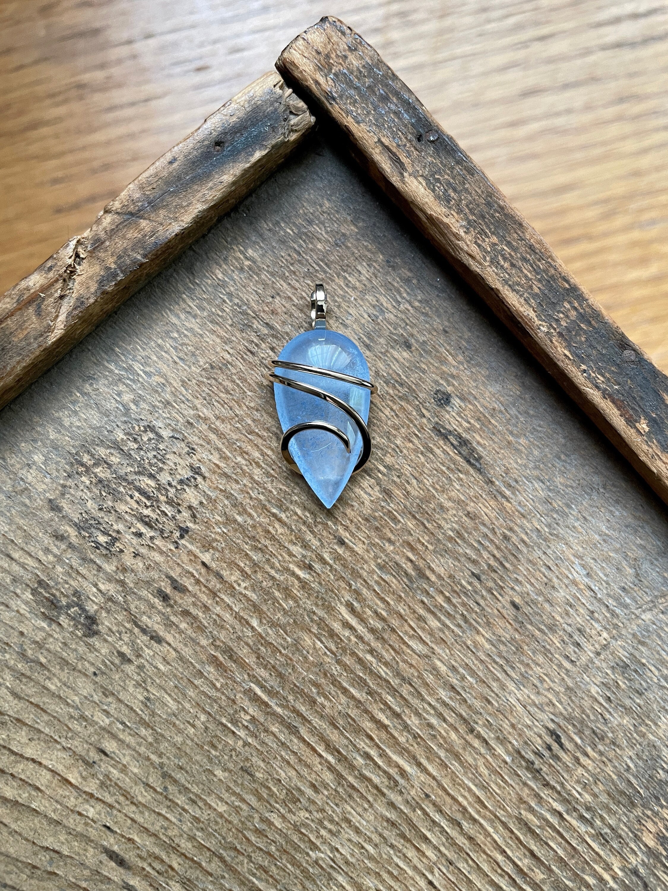 Dumortierite In 14k Gold Pendant