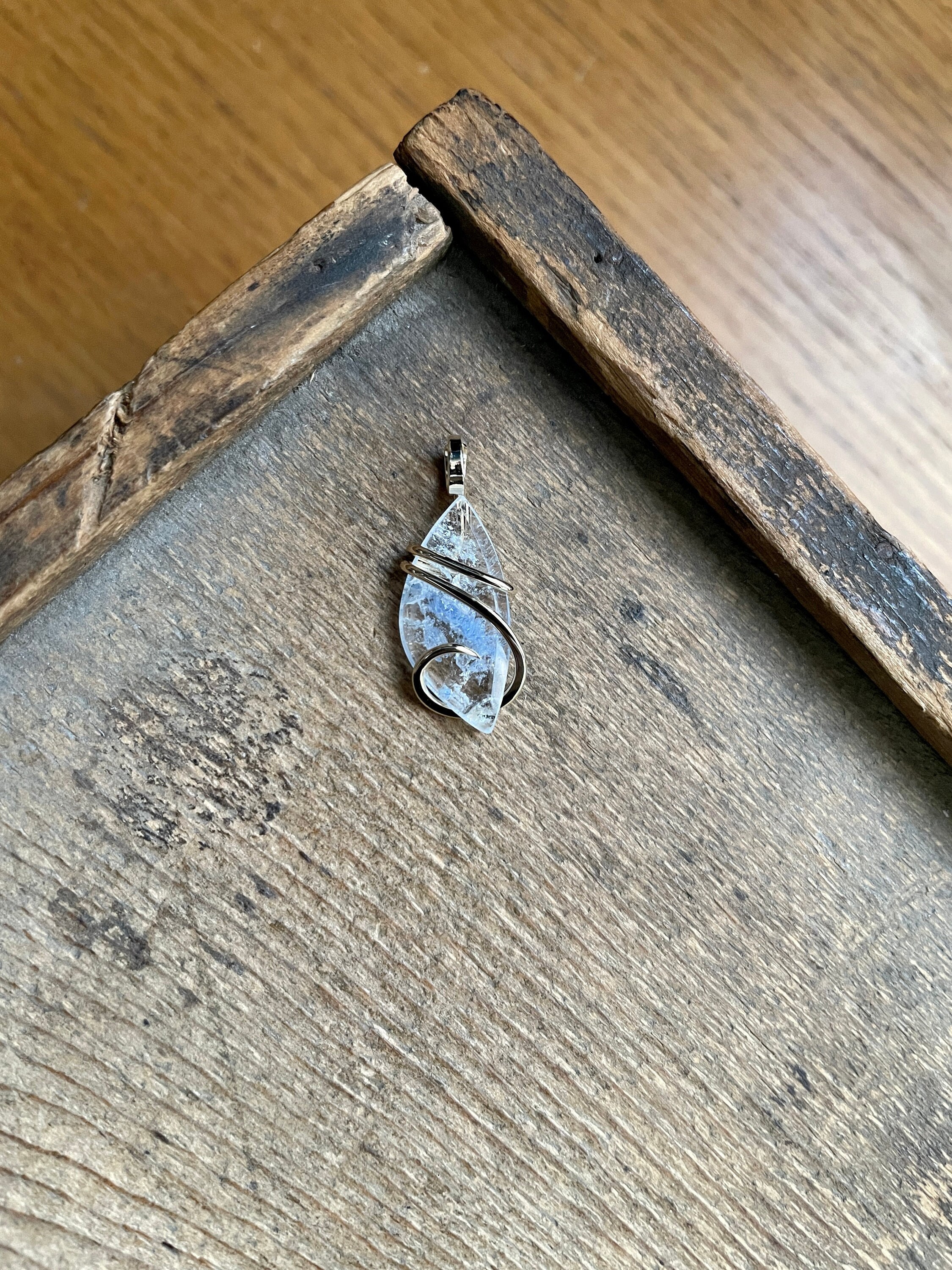 Dumortierite In 14k Gold Pendant