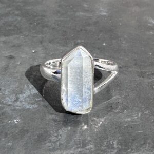 Dumortierite ring - raw dumortierite ring - Dumortierite quartz ring size UK - Q1/2, US - 8 1/2, EU - 58 Dumortierite ring - raw dumortierite ring - Dumortierite quartz ring size UK - Q1/2, US - 8 1/2, EU - 58