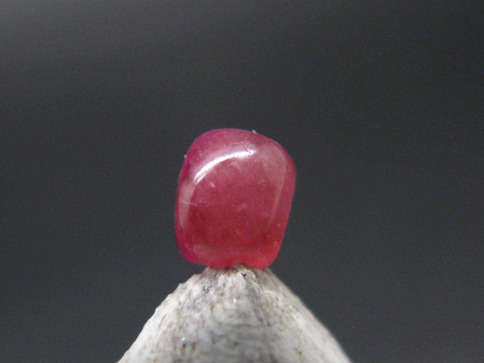 Rare Gem Bixbite Red Beryl Emerald Cabochon From Utah Usa - 0.34 Carats - 4.2x3.5 Mm
