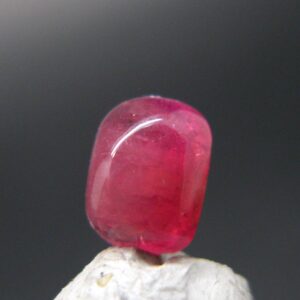 Rare Gem Bixbite Red Beryl Emerald Cabochon From Utah Usa - 0.66 Carats - 5.9x4.5 Mm