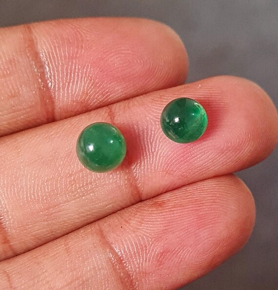 Zambian Emerald Cabochon Pair: 7mm Round Gemstones, 3.10 Ct