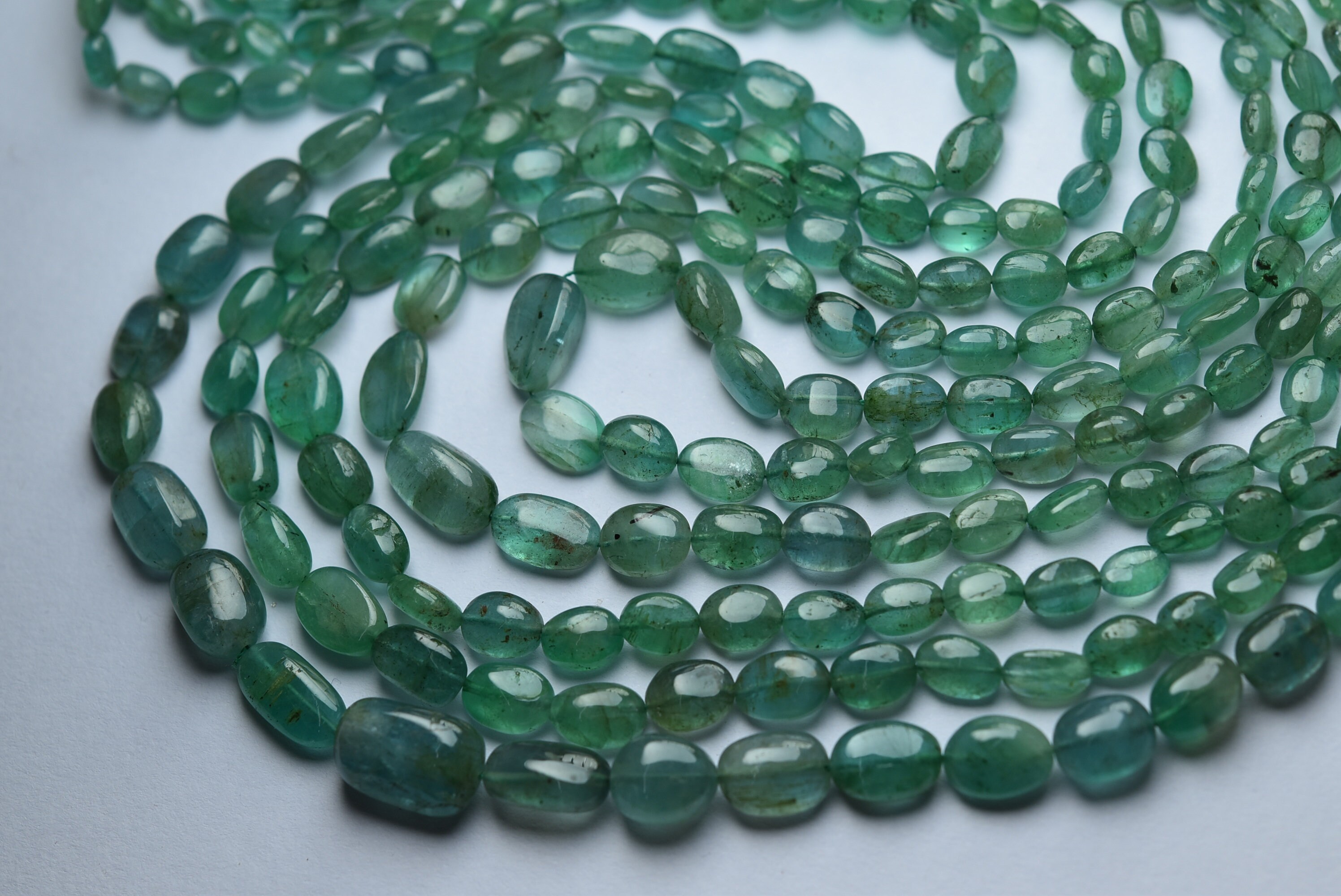 13 Inches Strand,natural Emerald Smooth Oval Nuggets.4-8mm