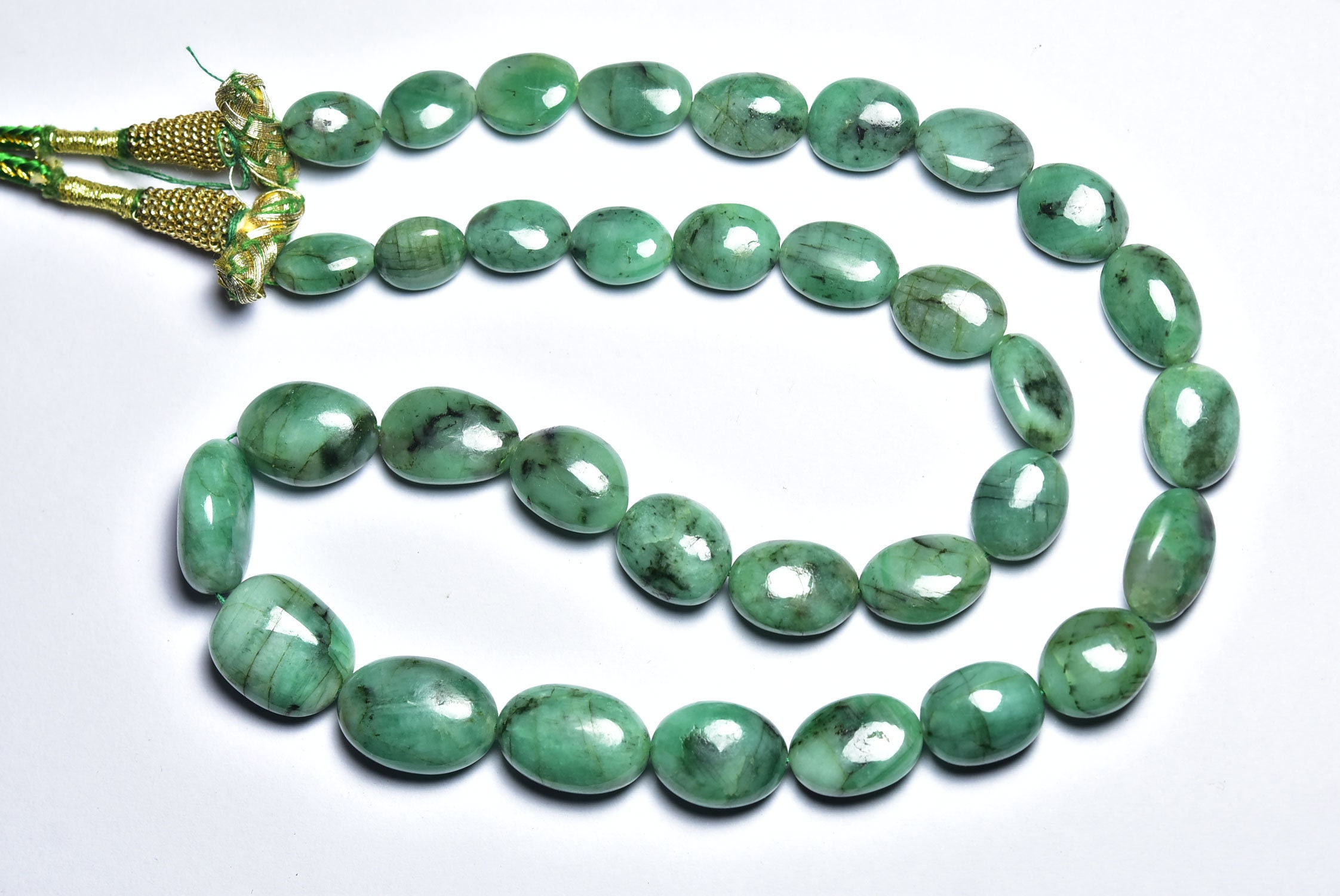 270 Cts Big Untreated Emerald Oval Beads - 19 Inches - Natural Emerald Smooth Oval Nuggets Strand -size Is 9x12 - 12x18 Mm #1980