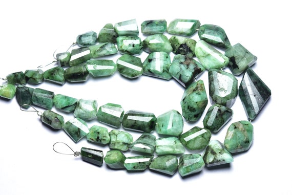 Emerald Nuggets Beads - 8 Inches - Natural Emerald Faceted Nuggets Organic Big Emerald Nuggets - Size Is 7x9 - 13x20 Mm #2730