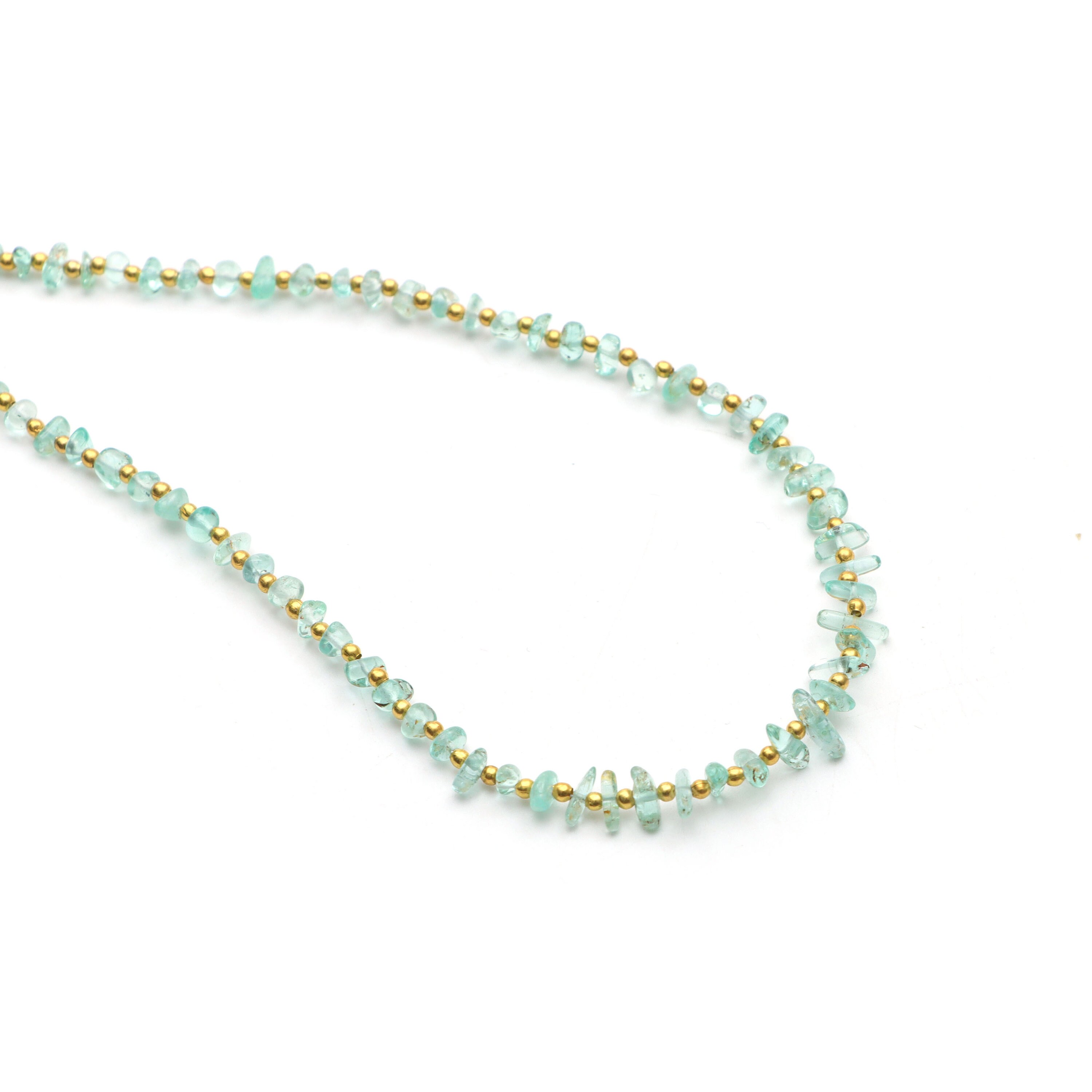 Emerald Smooth Chips & Nuggets Beads, 2.5x3 Mm To 2.5x8 Mm, Emerald Jewelry Making Beads, Emerald Beads, 17.5 Inch Strand, Price Per Strand