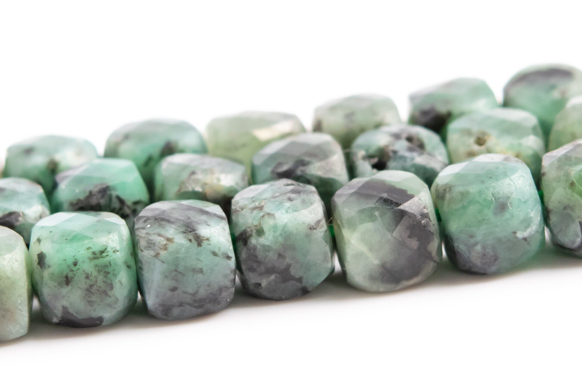 4x4mm Colombian Emerald Beads Faceted Cube Grade Aa Genuine Natural Gemstone Loose Beads 15" / 7.5" Bulk Lot Options (117846)