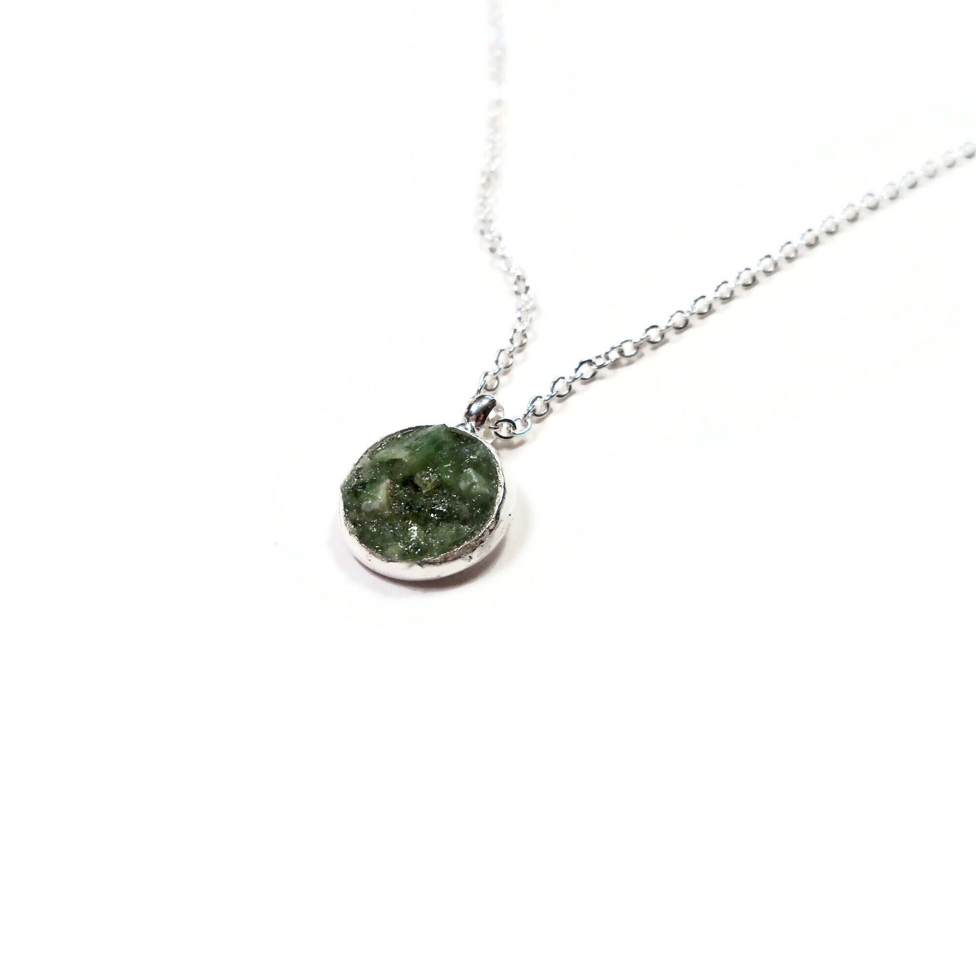 Green Emerald Silver Plated 18" Crushed Stone Necklace May Birthstone