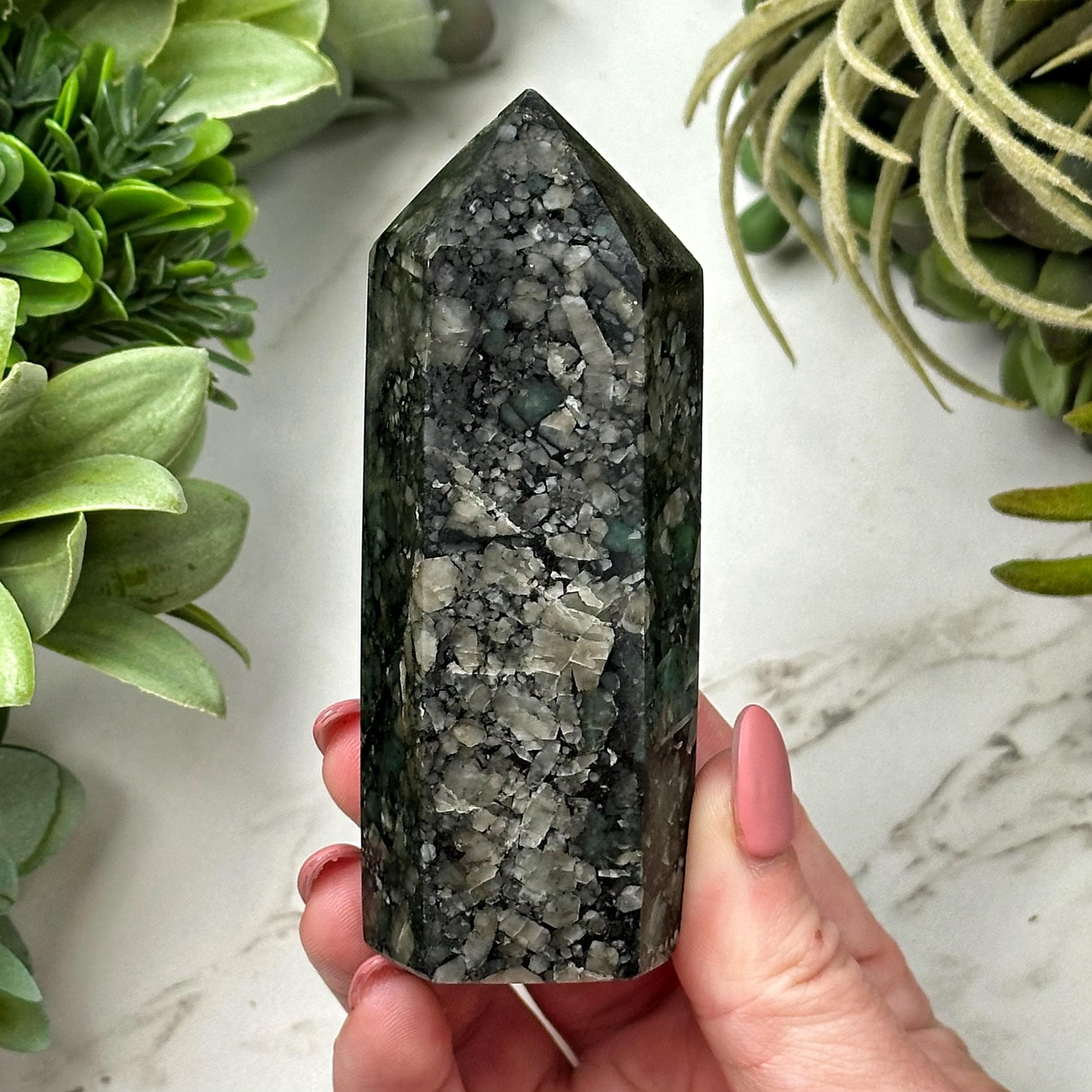 Emerald Point | 175g | - #4 (polished Green Crystal Tower, Heart Chakra, Healing Stone, Love) Emerald Point | 175g | - #4 (polished Green Crystal Tower, Heart Chakra, Healing Stone, Love)