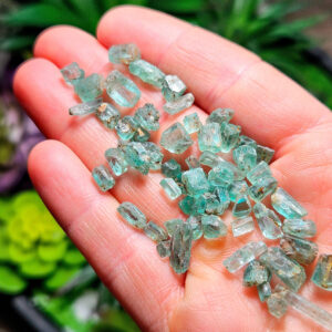 Colombian Emerald Crystal - Emerald Gemstone - Emerald Crystal - Raw Emerald - Green Emerald - Natural Emerald - Colombian Emerald