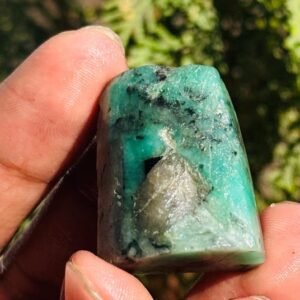 Raw Emrald Gemstone Natural rough Crytal Jewelry for Making Best Quality Raw Emrald Gemstone Natural rough Crytal Jewelry for Making Best Quality