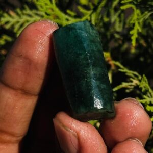 Raw Emrald Gemstone Natural rough Crytal Jewelry for Making Best Quality Raw Emrald Gemstone Natural rough Crytal Jewelry for Making Best Quality