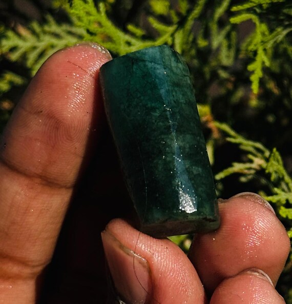Raw Emrald Gemstone Natural Rough Crytal Jewelry For Making Best Quality
