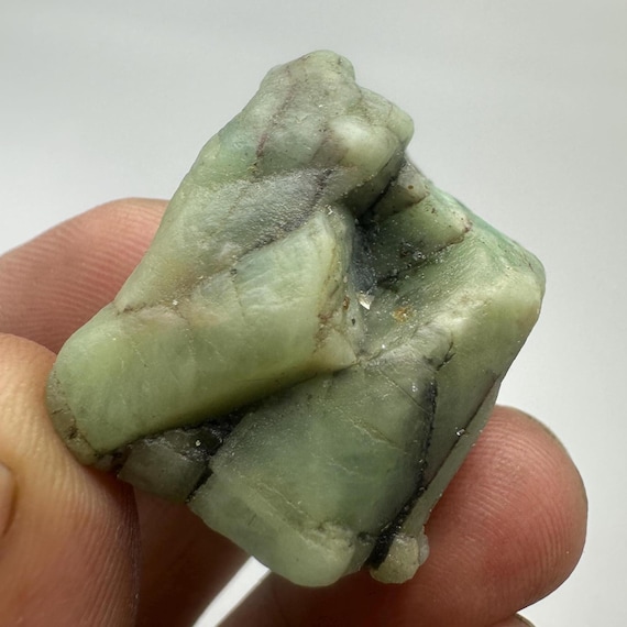 Natural Raw Emerald Gemstone: Vibrant Green Jewelry Making Stone Natural Raw Emerald Gemstone: Vibrant Green Jewelry Making Stone