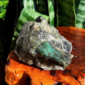 Natural Emerald in Matrix - Green Beryl Specimen - healing crystal - emerald crystal Natural Emerald in Matrix - Green Beryl Specimen - healing crystal - emerald crystal